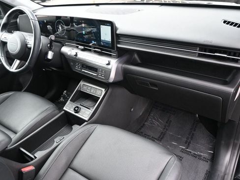 Used 2025 Hyundai Kona Limited FWD image 10