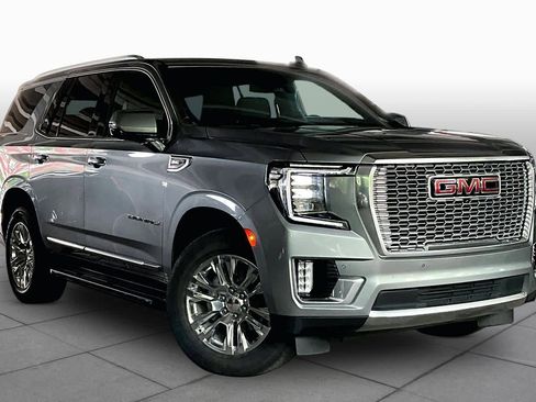 Used 2023 GMC Yukon Denali RWD image 2