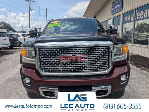 Used 2016 GMC Sierra 2500 Denali w/ Duramax Plus Package image 2