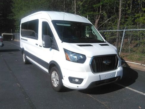 Used 2024 Ford Transit 350 XLT RWD image 2
