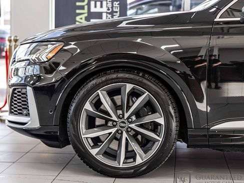 Used 2022 Audi SQ7 Prestige w/ Prestige Package image 7