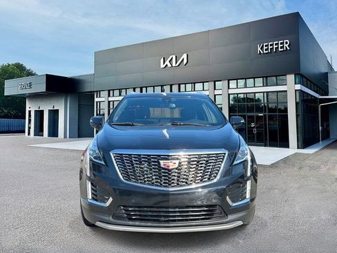 Used 2023 Cadillac XT5 Premium Luxury image 3