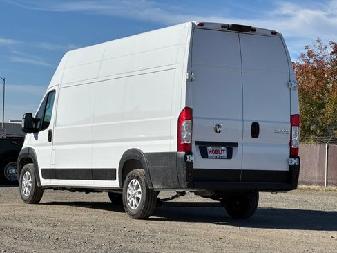 New 2026 RAM ProMaster 3500 w/ Quick Order Package 22G SLT image 5