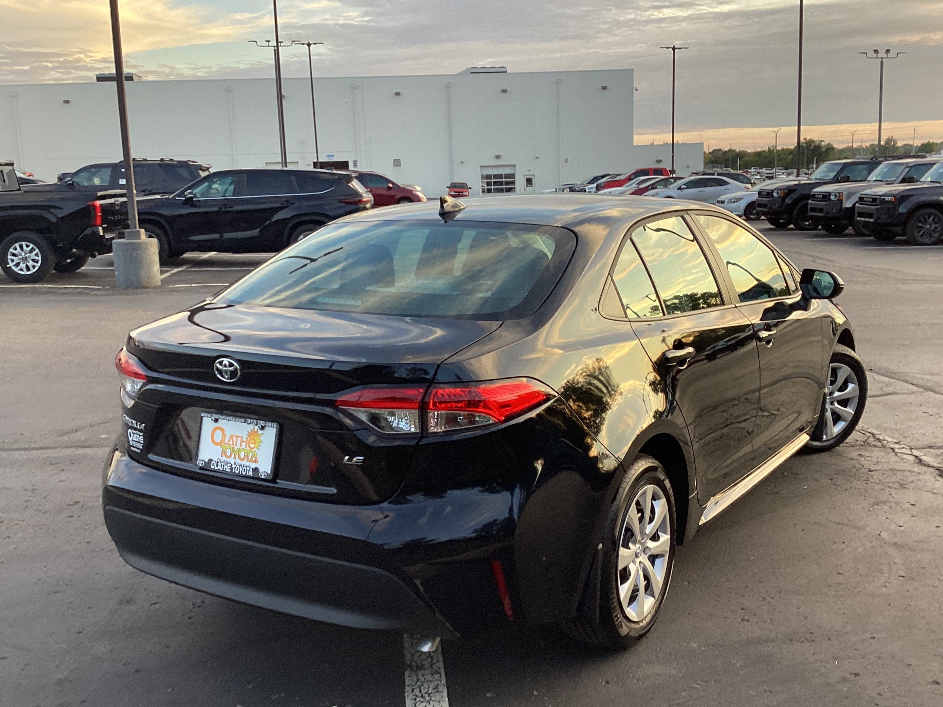 Certified 2026 Toyota Corolla LE FWD image 19