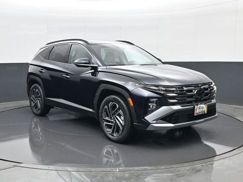 New 2026 Hyundai Tucson Limited AWD/4WD image 3