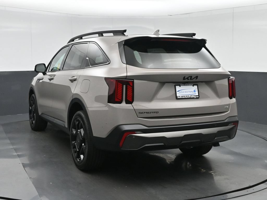 Used 2025 Kia Sorento SX AWD/4WD image 5