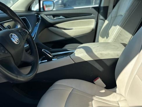 Used 2021 Buick Enclave Premium w/ Sun and Sites Package image 15