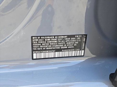 New 2025 Volkswagen Golf SE image 17