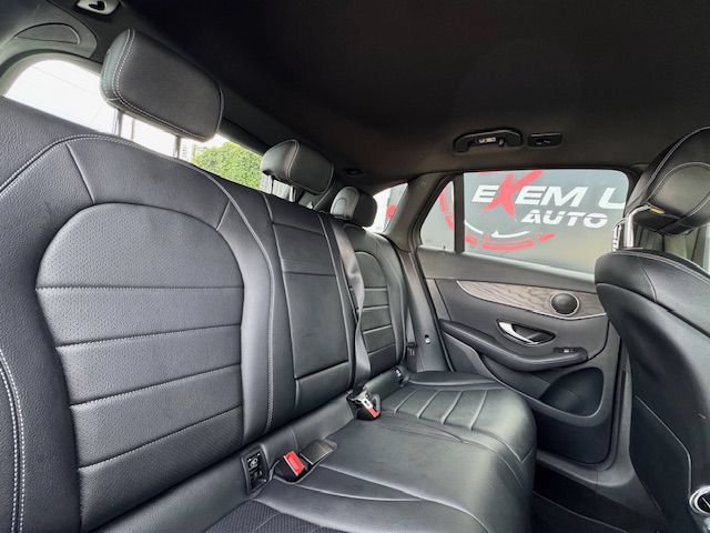 Used 2017 Mercedes-Benz GLC 300 4MATIC image 21