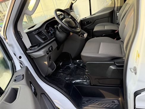 Used 2024 Ford Transit 350 XLT image 10