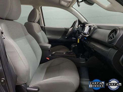 Used 2022 Toyota Tacoma SR image 75
