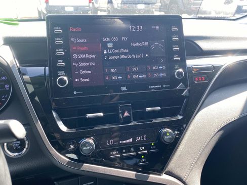Used 2022 Toyota Camry XSE w/ Driver Assist Package image 28