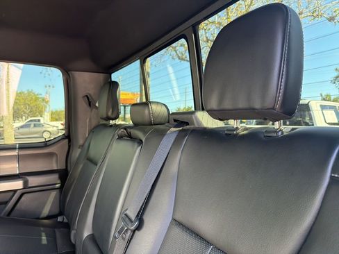 Used 2020 Ford F150 Lariat image 11