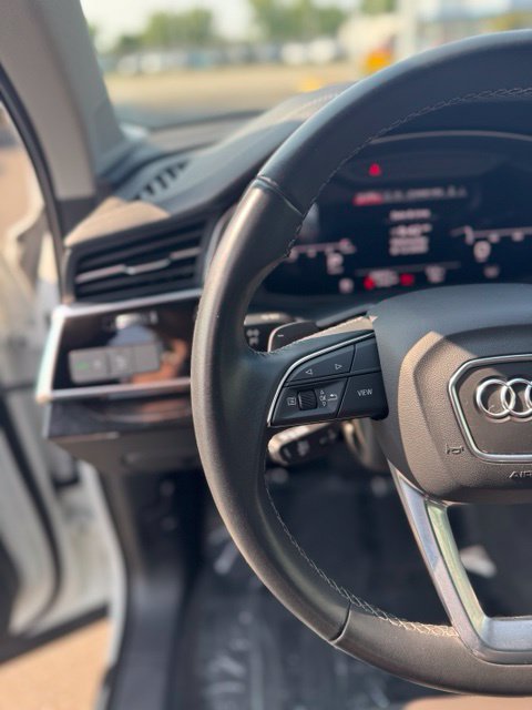 Used 2025 Audi Q7 3.0T Premium Plus AWD/4WD image 14