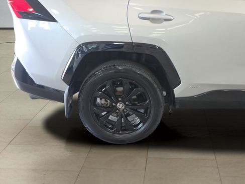 Used 2024 Toyota RAV4 XSE w/ Weather Package AWD/4WD image 31