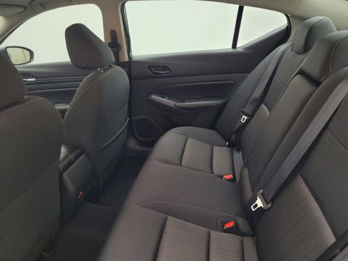 Used 2024 Nissan Altima 2.5 SV image 18