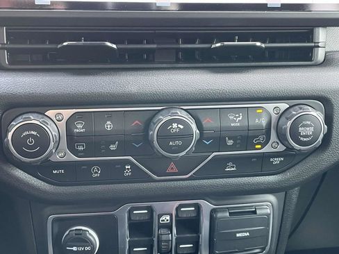 New 2025 Jeep Wrangler Unlimited Sport AWD/4WD image 36