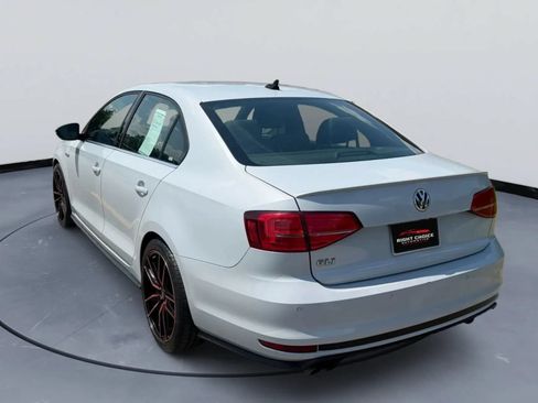 Used 2017 Volkswagen Jetta GLI FWD image 6
