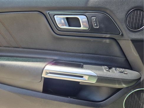 Used 2022 Ford Mustang Premium RWD image 21