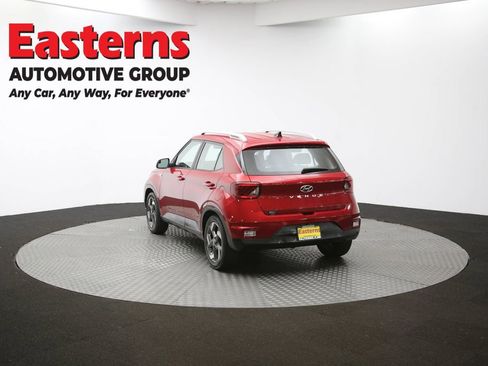 Used 2022 Hyundai Venue SEL image 64