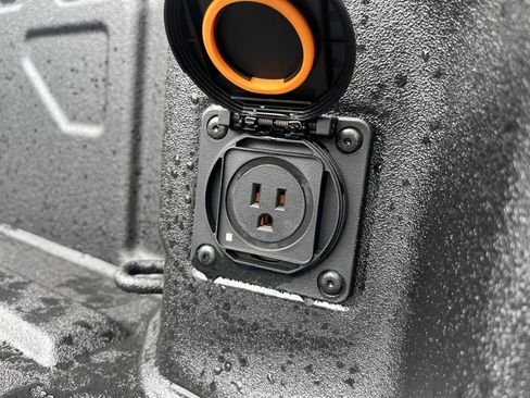 New 2026 GMC Sierra 2500 SLT AWD/4WD image 12