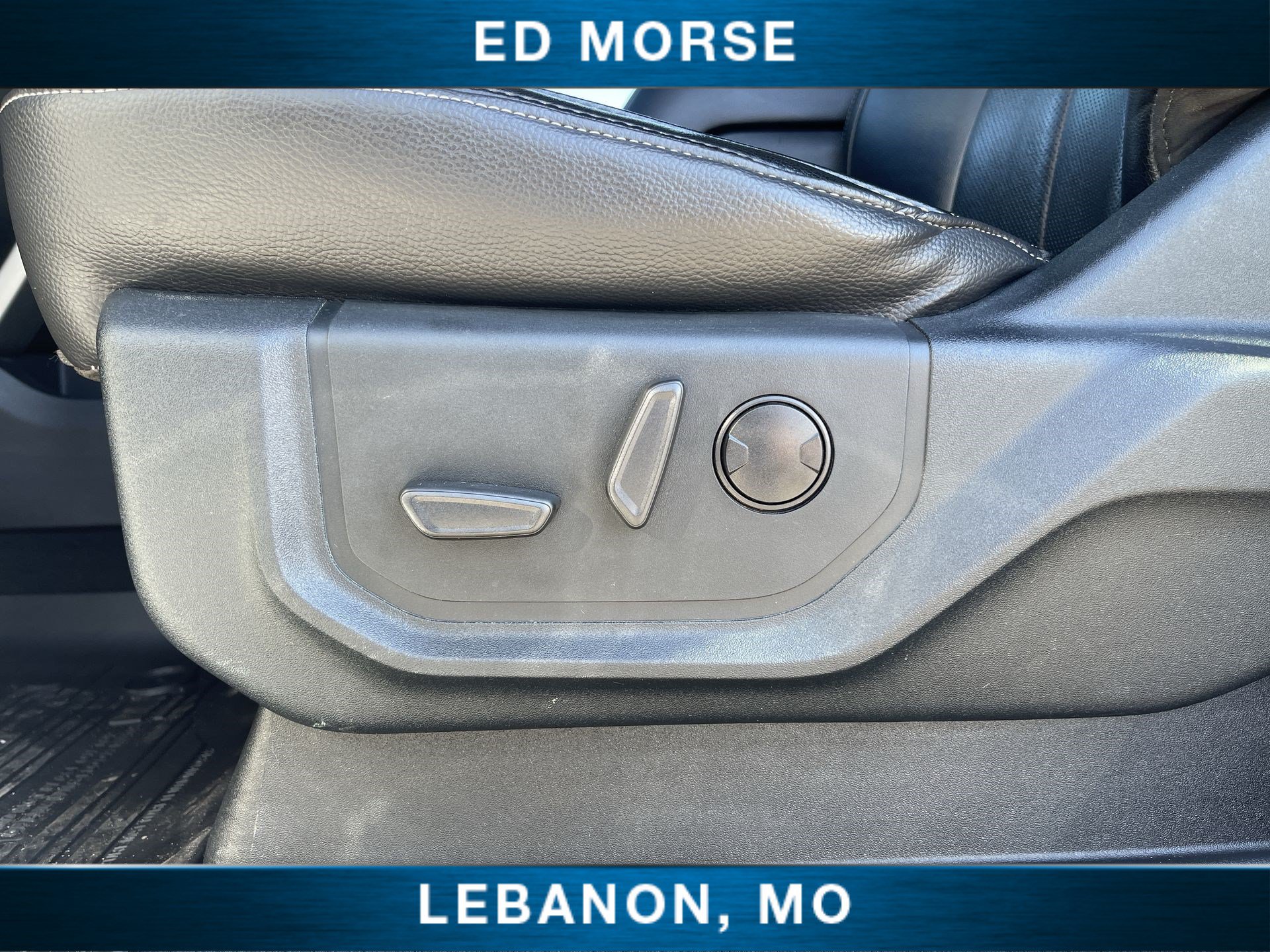 Used 2021 Ford F350 Lariat w/ Lariat Ultimate Package AWD/4WD image 35
