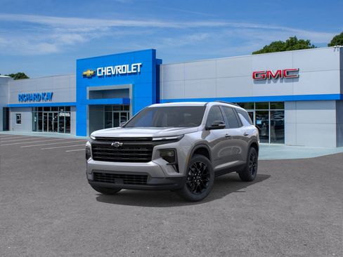 New 2026 Chevrolet Traverse LT image 32