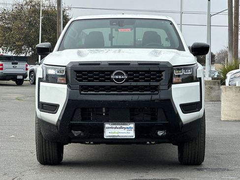 New 2026 Nissan Frontier SV image 9