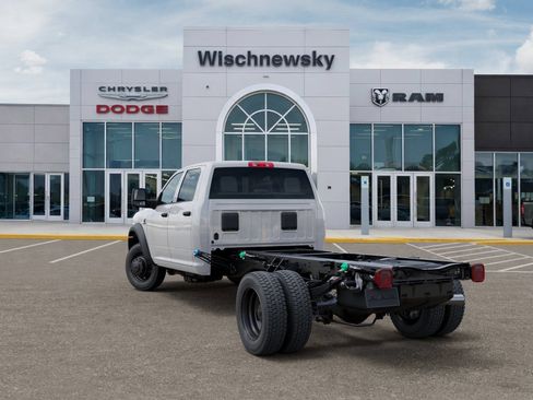 New 2026 RAM 5500 Tradesman AWD/4WD image 3