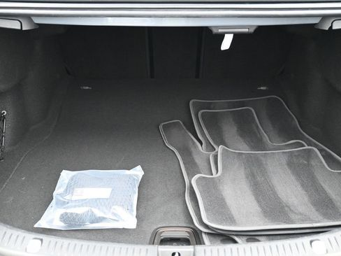 Used 2021 Mercedes-Benz E 350 4MATIC Sedan w/ Premium Package image 21