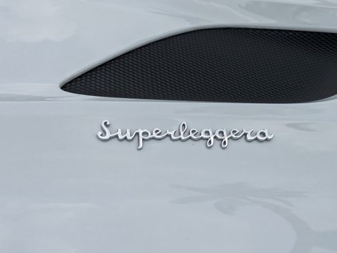 Used 2020 Aston Martin DBS Superleggera Volante RWD image 15