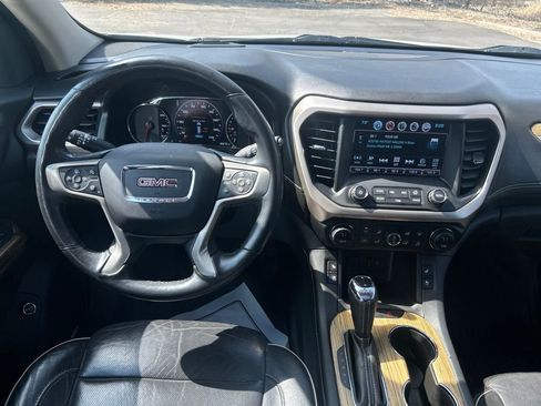 Used 2018 GMC Acadia Denali w/ Technology Package image 18