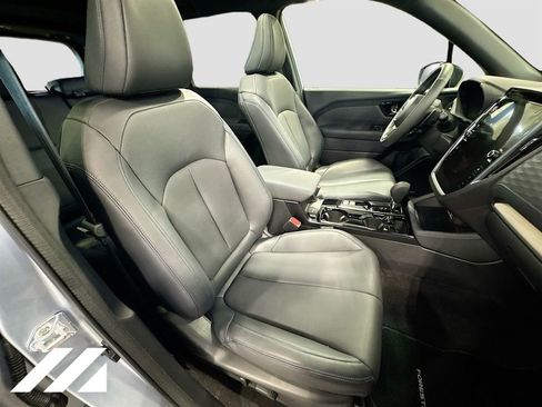 Used 2026 Subaru Forester Limited image 32