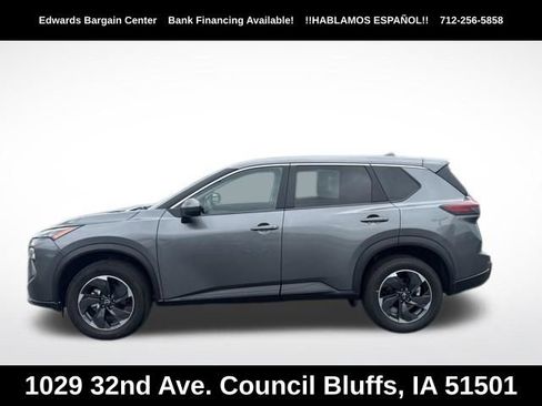 Used 2024 Nissan Rogue SV FWD image 4