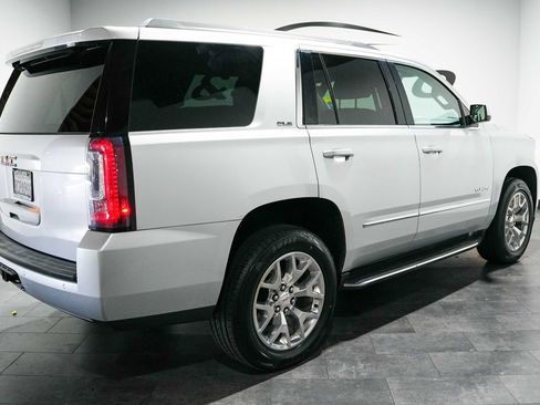 Used 2018 GMC Yukon SLE w/ SLE Value Package AWD/4WD image 5