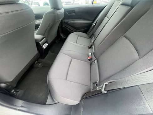 Used 2025 Toyota Corolla LE FWD image 21