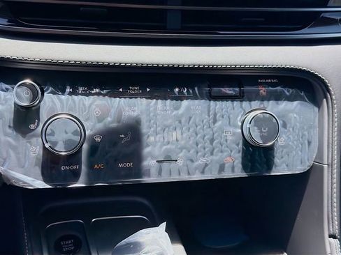 New 2027 INFINITI QX60 Luxe w/ Cargo Package FWD image 15