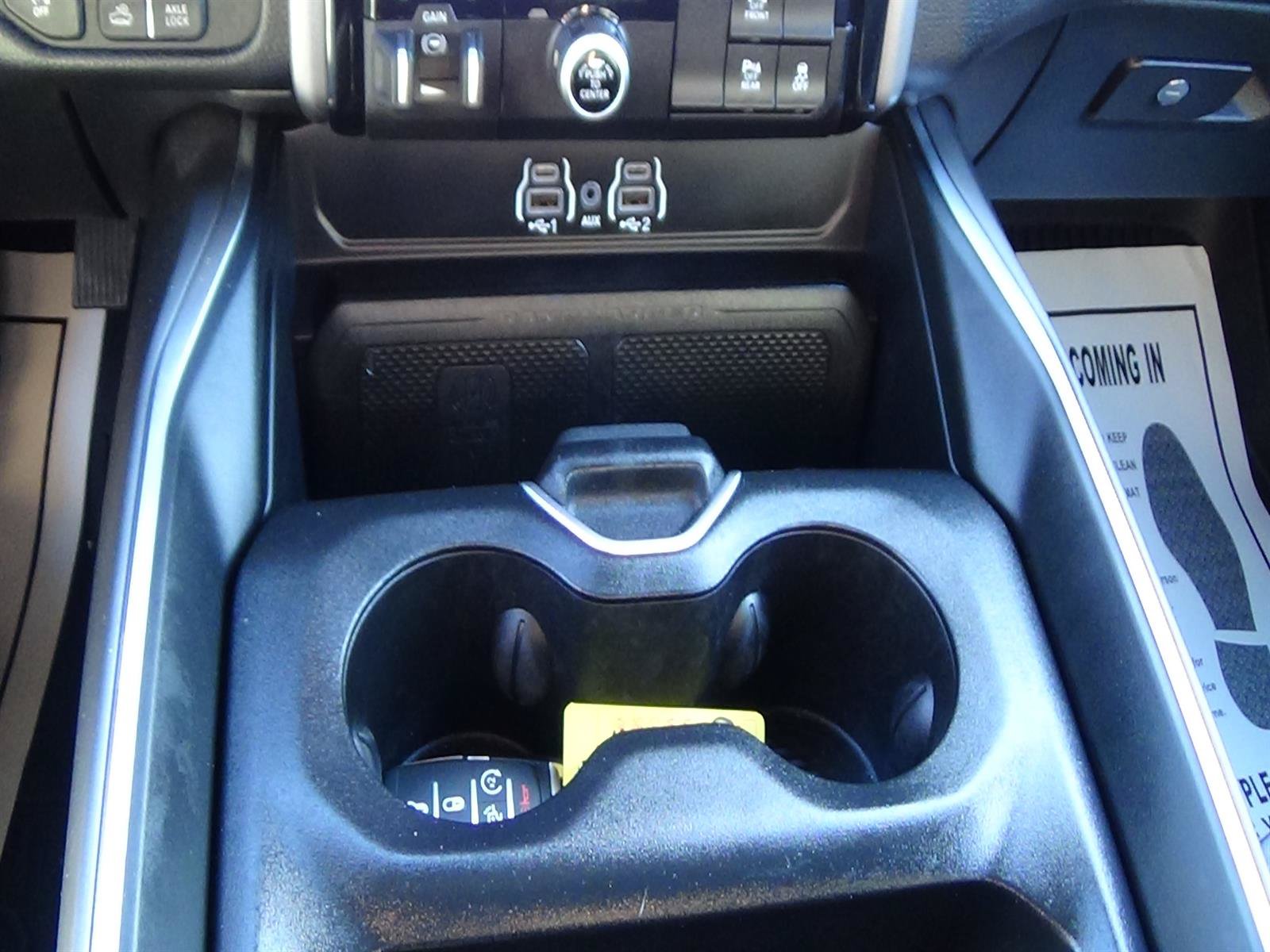 Used 2025 RAM 1500 Big Horn AWD/4WD image 34