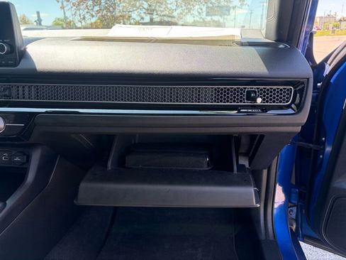 Used 2022 Honda Civic Sport image 21