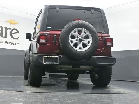 Used 2021 Jeep Wrangler Sport image 48