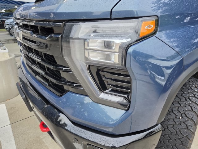 Used 2026 Chevrolet Silverado 2500 LT w/ Trail Boss Package AWD/4WD image 8