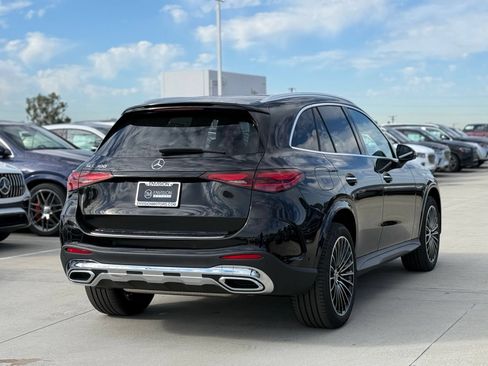 New 2026 Mercedes-Benz GLC 300 image 11