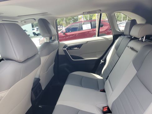 Used 2023 Toyota RAV4 XLE Premium FWD image 11
