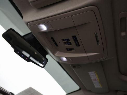 Used 2016 GMC Sierra 2500 Denali w/ Duramax Plus Package image 23