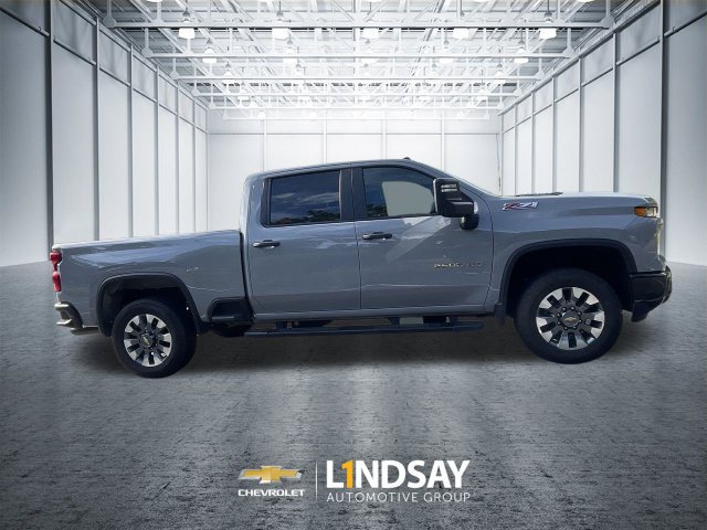 Used 2024 Chevrolet Silverado 2500 Custom w/ Custom Convenience Package AWD/4WD image 9