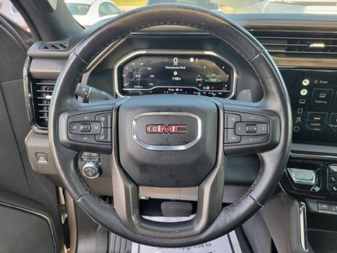 Used 2022 GMC Sierra 1500 AT4 w/ AT4 Premium Package AWD/4WD image 17