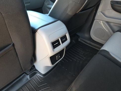 Used 2018 GMC Terrain SLE image 40