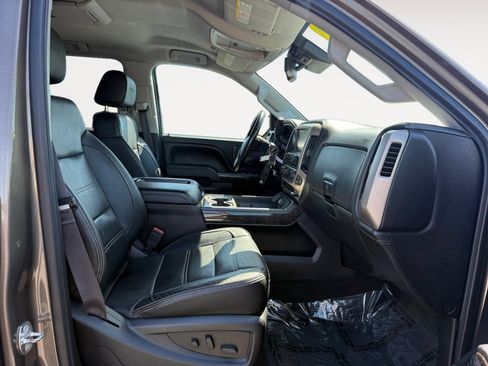 Used 2015 GMC Sierra 2500 Denali w/ Duramax Plus Package AWD/4WD image 19
