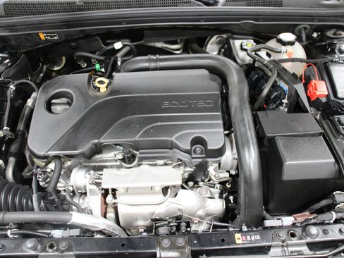 Used 2020 Chevrolet Malibu LT w/ Leather Package image 37