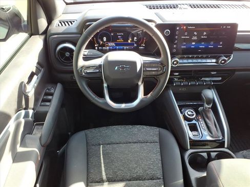 Used 2024 Chevrolet Colorado Z71 w/ Z71 Convenience Package 2 image 7